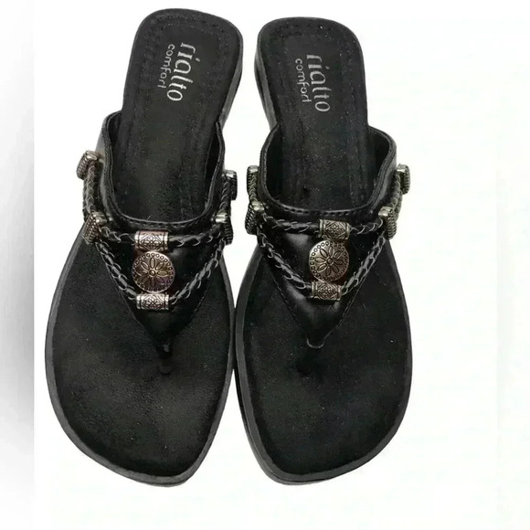 Rialto Comfort 7M Black Slip on Thong  Sandals - Picture 1 of 5